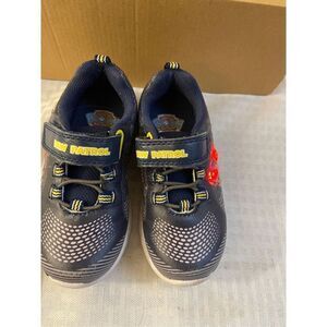 Paw patrol shoes size 8 lights